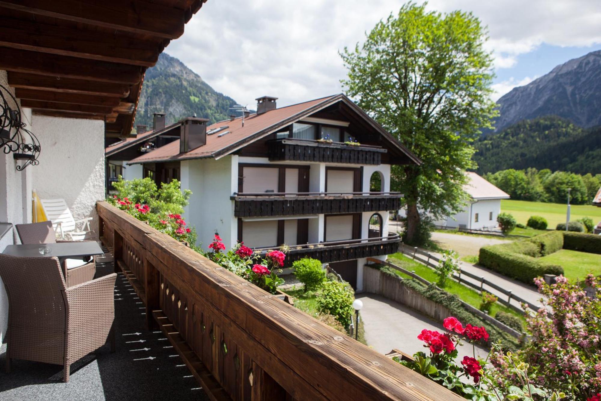 Gaestehaus Eberhart Bad Hindelang Exterior photo